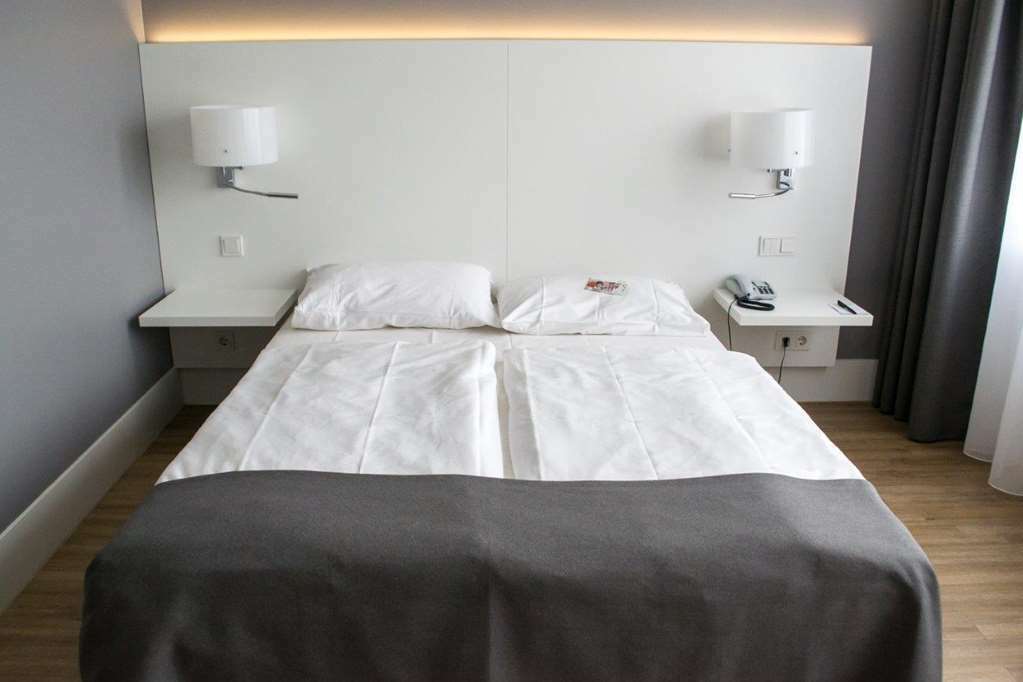 Relexa Hotel Airport Dusseldorf/Ratingen Room photo